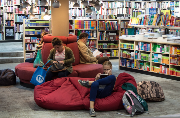 Discover the Joy of Reading in Singapore's Cozy Bookstores